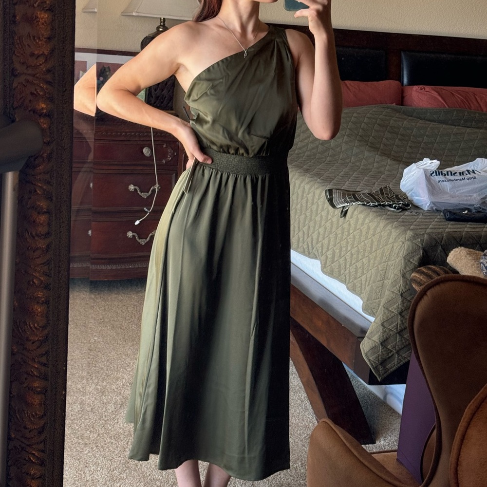 Green One Shoulder Dress